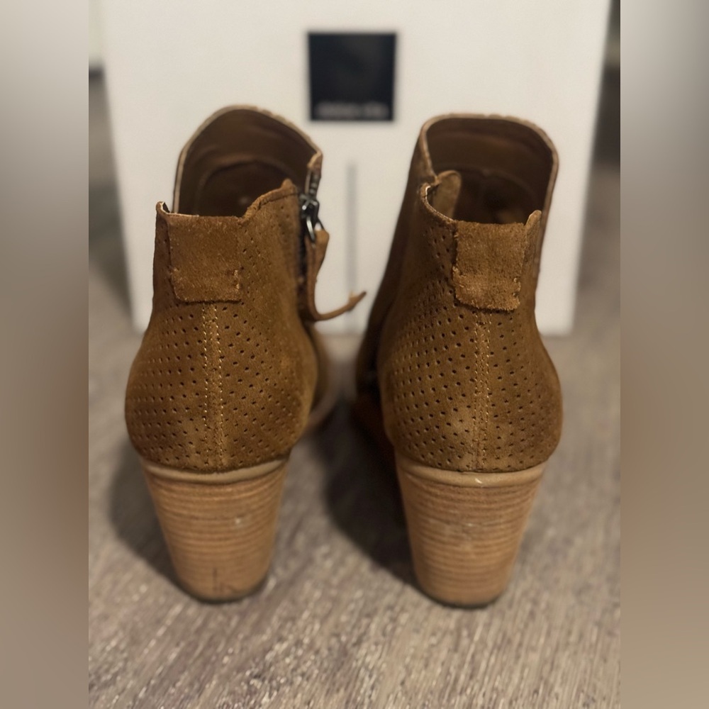 Dolce Vita Suede Ankle Booties 8W - Picture 8 of 10